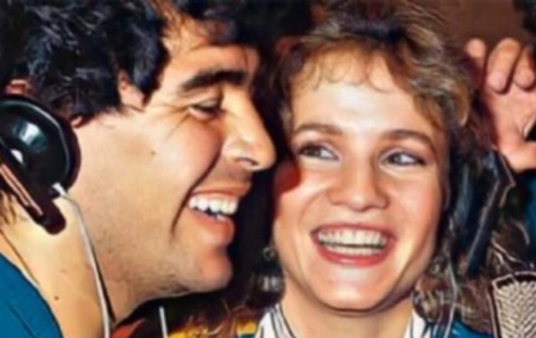 Diego Maradona y Lucía Galán. (Foto: Archivo)
