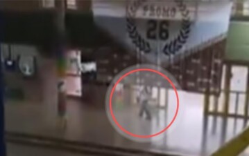 Horror en Santa Fe: el video del alumno de 15 años que entró armado a la escuela y mató a un compañero