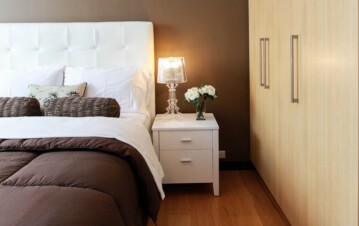 Los 5 objetos que nunca deberías tener en la mesa de luz, según el Feng Shui