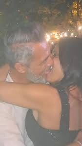 NANCY Y SU PAREJA, MEGA APASIONADOS. 