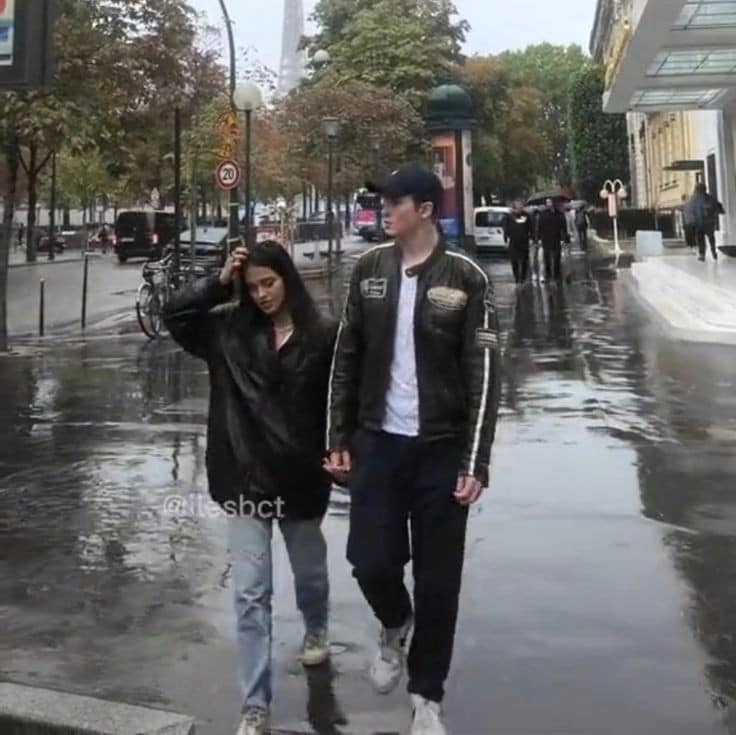 MAIA CON SU EX, EL ACTOR DE TIRAS INFANTILES KIT CONNOR, CUYOS FANATICOS LA ACOSAN.