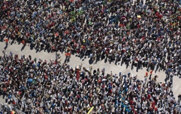 Cuántas personas hay en el mundo: el estudio que pone en duda la cifra de 8.000 millones.