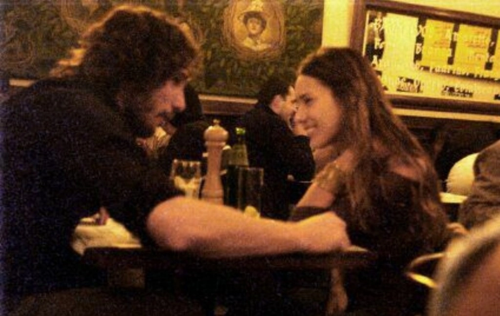 ACA ESTA LA FOTO. LA FAMOSA FOTO. PAMPITA CON MANGUERA VALENZUELA, MUY JUNTOS Y MUY INTIMOS, ANTES DE CONOCER A VICUÑA. 