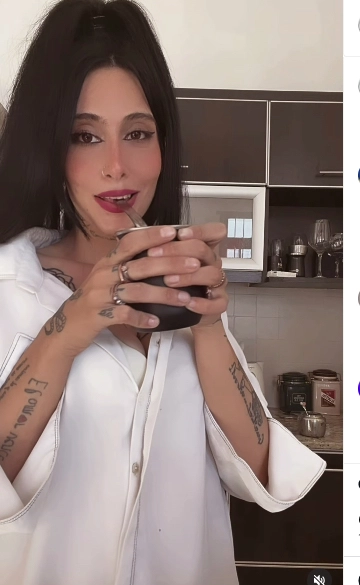 ¿ALGUIEN LE RECHAZARIA UN MATECITO A STEFANIA? MAURO SEGURO QUE NO.