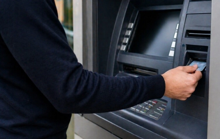 Paro bancario el lunes 27: qué pasará con los cajeros, el efectivo y las operaciones en todo el país