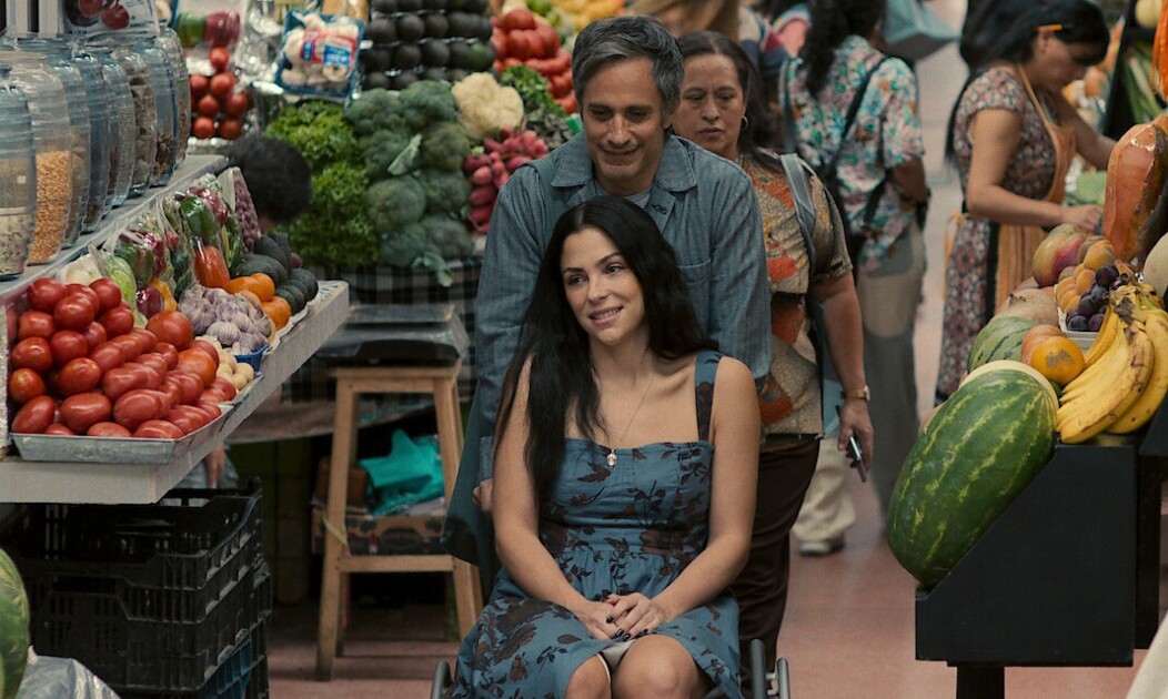 Qué ver en Netflix: la miniserie de 7 episodios con Gael García Bernal que entró en el top 10 el día de su estreno