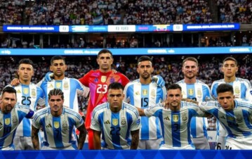 Alarma total en la Selección: un jugador clave de Scaloni sufrió una terrible lesión y preocupa su participación en el Mundial
