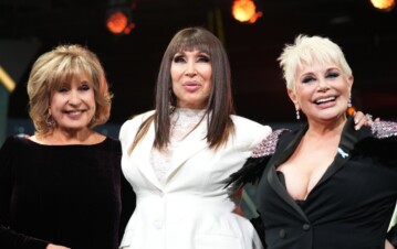 Moria Casán y Georgina Barbarossa se reencontraron tras estar peleadas 20 años: qué se dijeron en los Martín Fierro