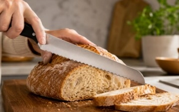 Para qué sirve realmente la parte ondulada de algunos cuchillos de cocina