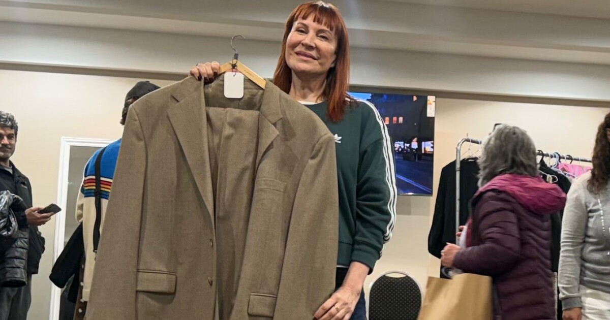 La feria de Matilda Blanco con ropa de famosos para salvar caballos: “Donaron Ángel, Lozano, Nazarena y Fabbiani”