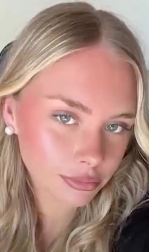 AURA, SIMPLE Y SENCILLAMENTE ESO. AURA DE MUJER EXTRAORDINARIAMENTE BONITA.