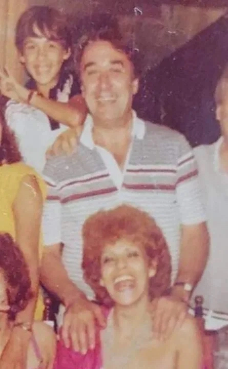 TIEMPOS FELICES: MARIA ROSA FUGAZOT CON SU MARIDO CESAR BERTRAND Y EL HIJO DE AMBOS, RENE.