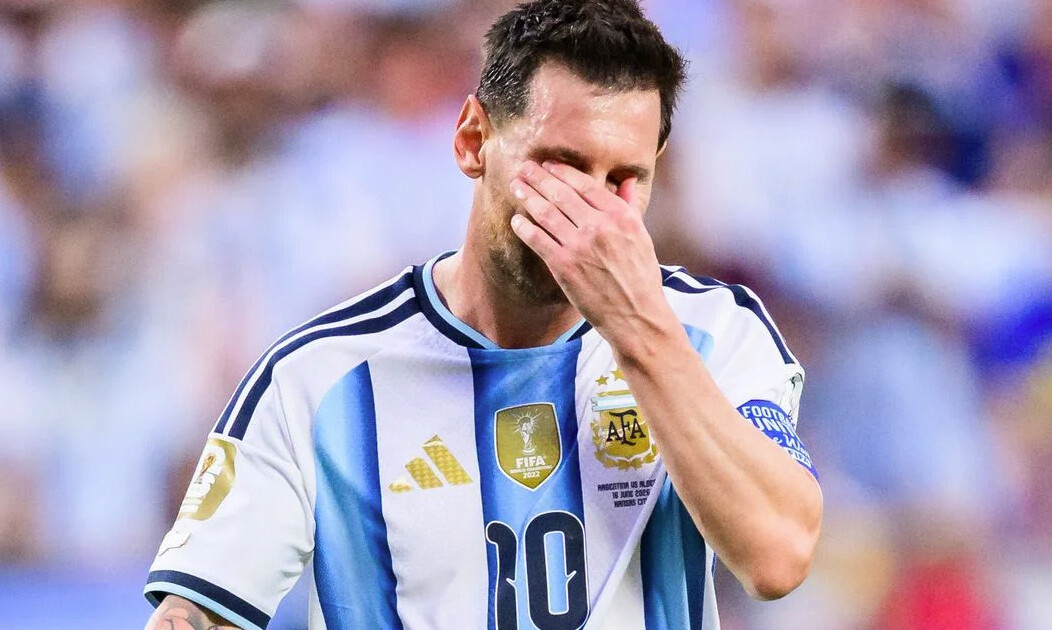 Messi se comunicó con Ángel de Brito, tuvieron una charla y le contó una situación muy privada: "No quiere saber nada"