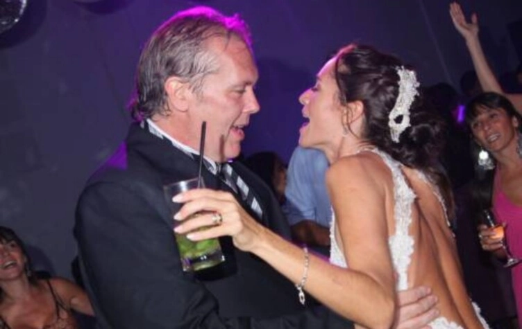 Gonzalo Bonadeo y Carmela Carey, en su casamiento (Foto: Archivo).