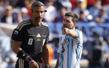 El árbitro de la final de la Selección Argentina y España habló por primera vez y reveló la charla con Messi