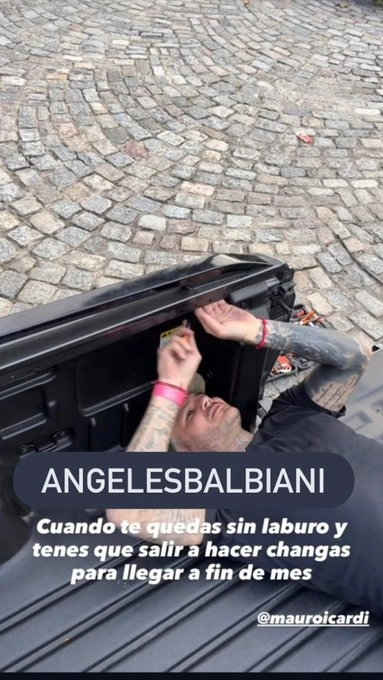 ICARDI ARREGLANDO LA CAMIONETA. DICEN QUE LA CHINA EMPIEZA A JUGAR CON ESTAS COSAS CUANDO QUIERE SEPARARSE. YA LO HIZO CON VICUÑA.