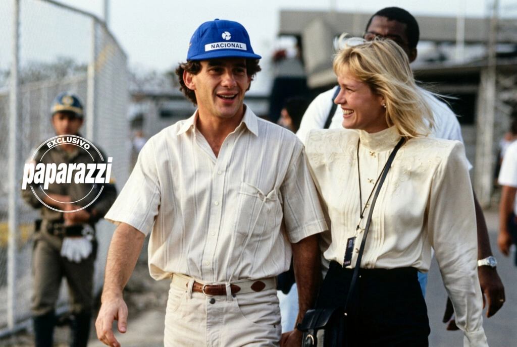 AYRON Y XUXA, DE LA MANO Y SONRIENTES. AUN PARECEN ESTAR ASÍ, JUNTOS, AUNQUE EL SE MATO EN UN ACCIDENTE HACE 32 AÑOS.