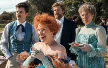 Qué ver en Netflix la miniserie de 6 episodios que conmueve al mundo con su historia de época