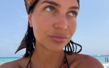Zaira Nara hizo topless en Europa y aparecieron las fotos que causaron una polémica