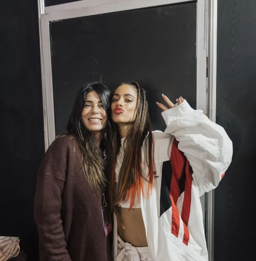 Tini Stoessel y su madre, Mariana Muzlera. Foto: IG.