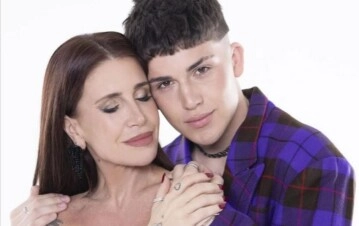 Flor Peña y su hijo Juan