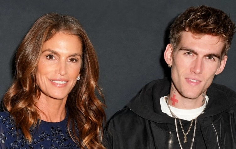 cindy crawford-presley gerber