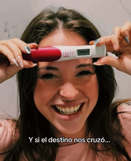 Carito Müller, su reciente publicación, transitando su octavo mes de embarazo.