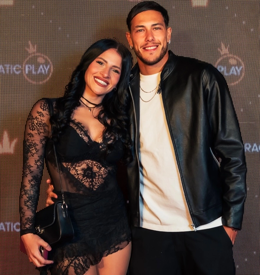 CHIARA MANCUSO CON SU NOVIO IDENTICO A LEANDRO PAREDES