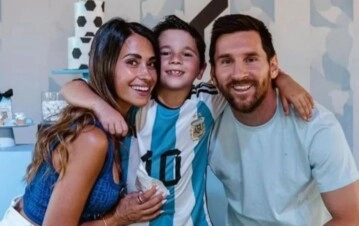 Mateo Messi y su papá