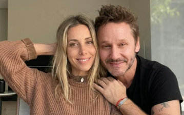 La novia de Benjamín Vicuña confirmó el escándalo en un avión y contó todo: "A veces pasa que…"