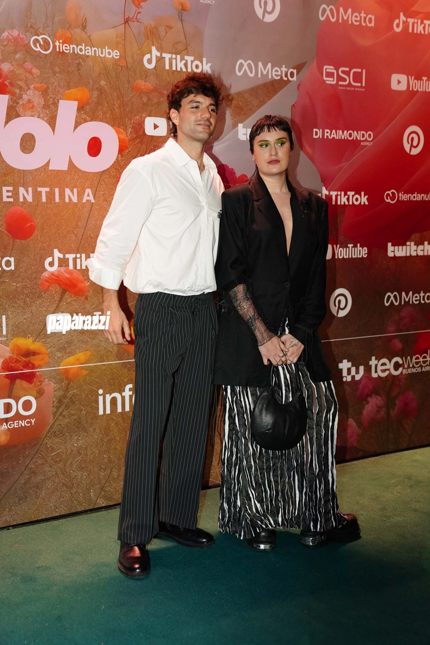 Cris Vanadia y La Gurisa.